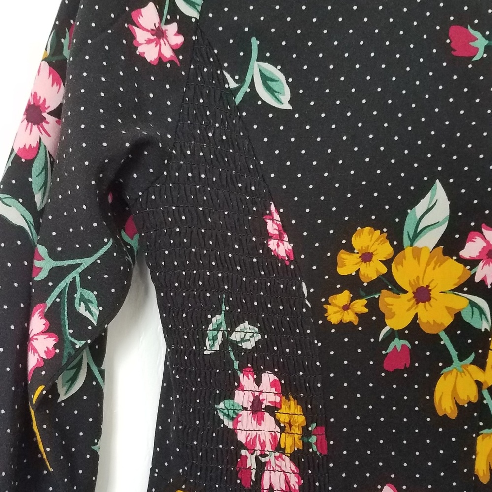 Dress - Picture 5 of 5